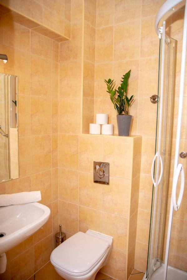 Weranda Rooms Tychy Dış mekan fotoğraf