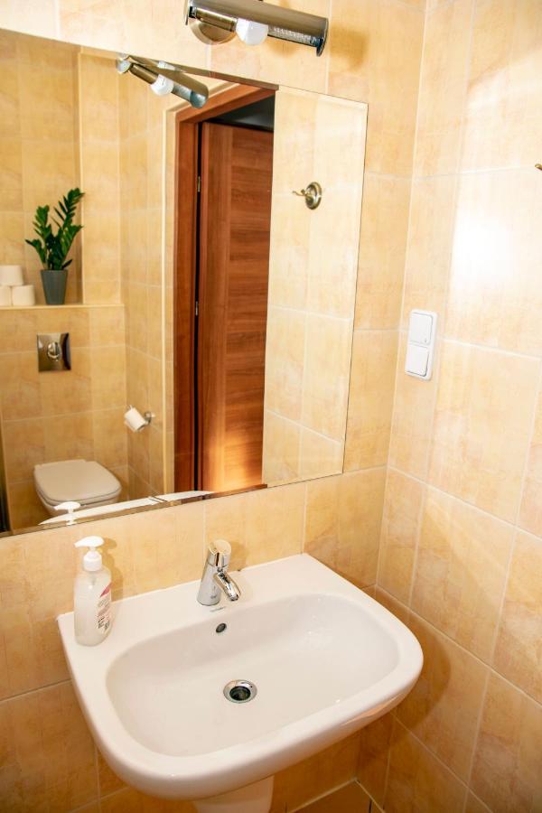 Weranda Rooms Tychy Dış mekan fotoğraf